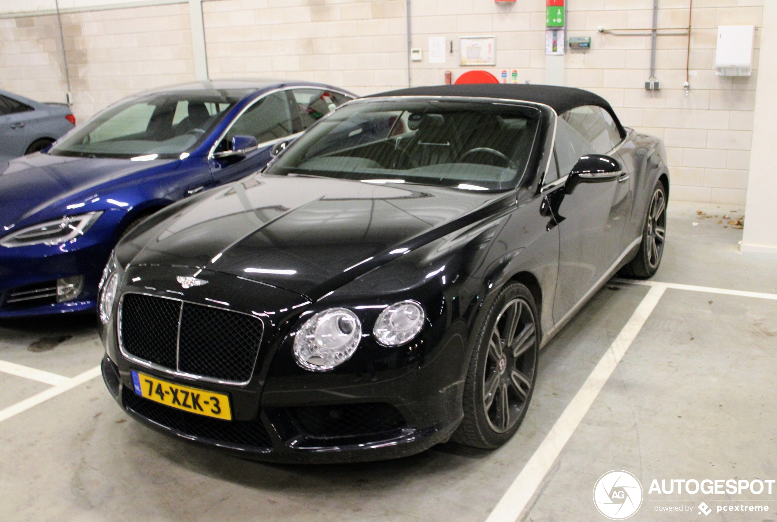 Bentley Continental GTC V8