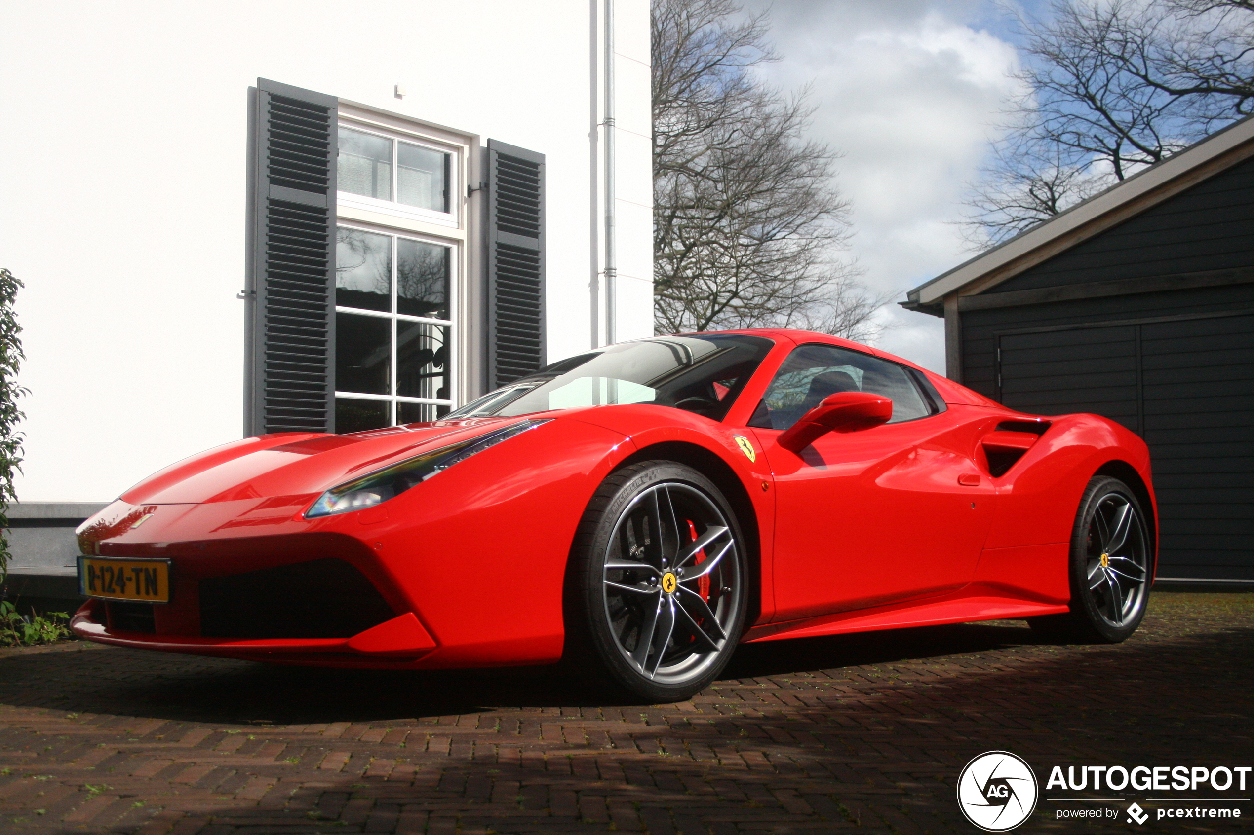 Ferrari 488 Spider