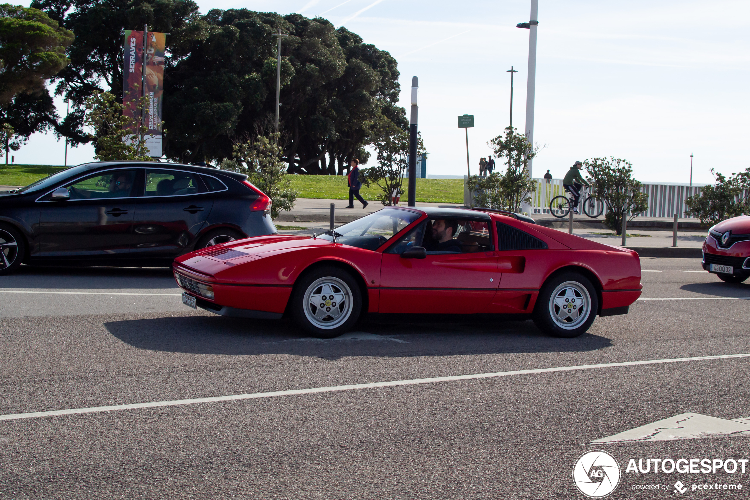 Ferrari GTS Turbo