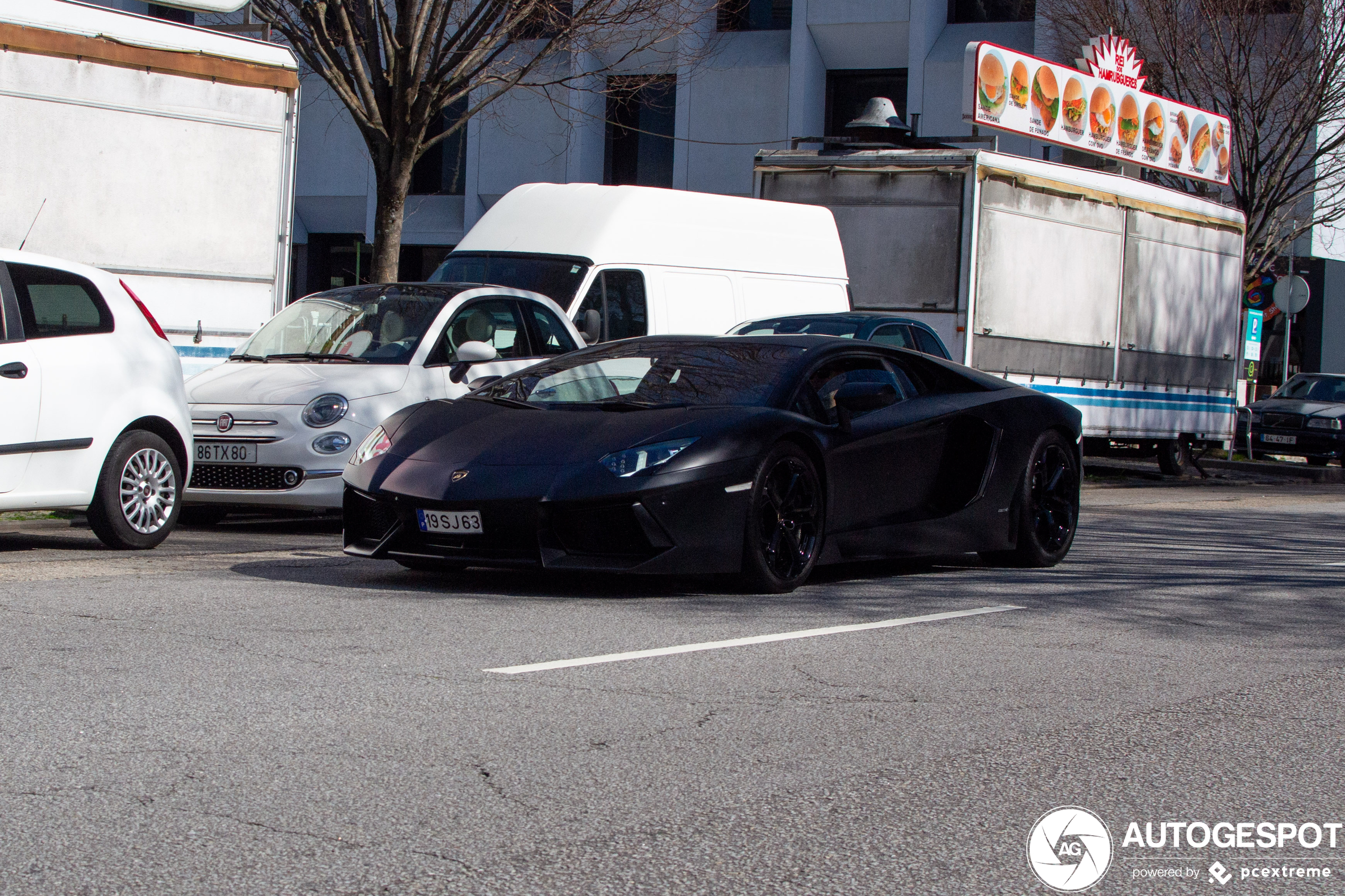 Lamborghini Aventador LP700-4