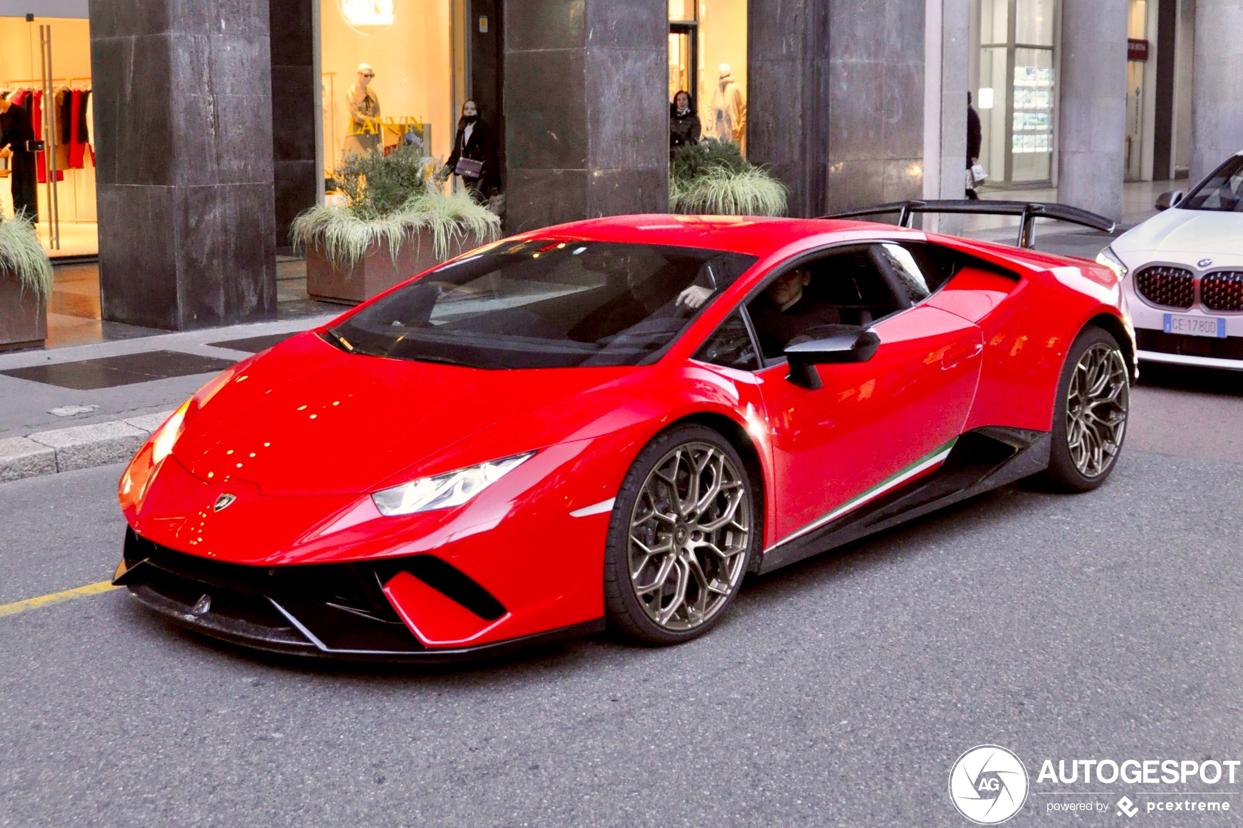 Lamborghini Huracán LP640-4 Performante