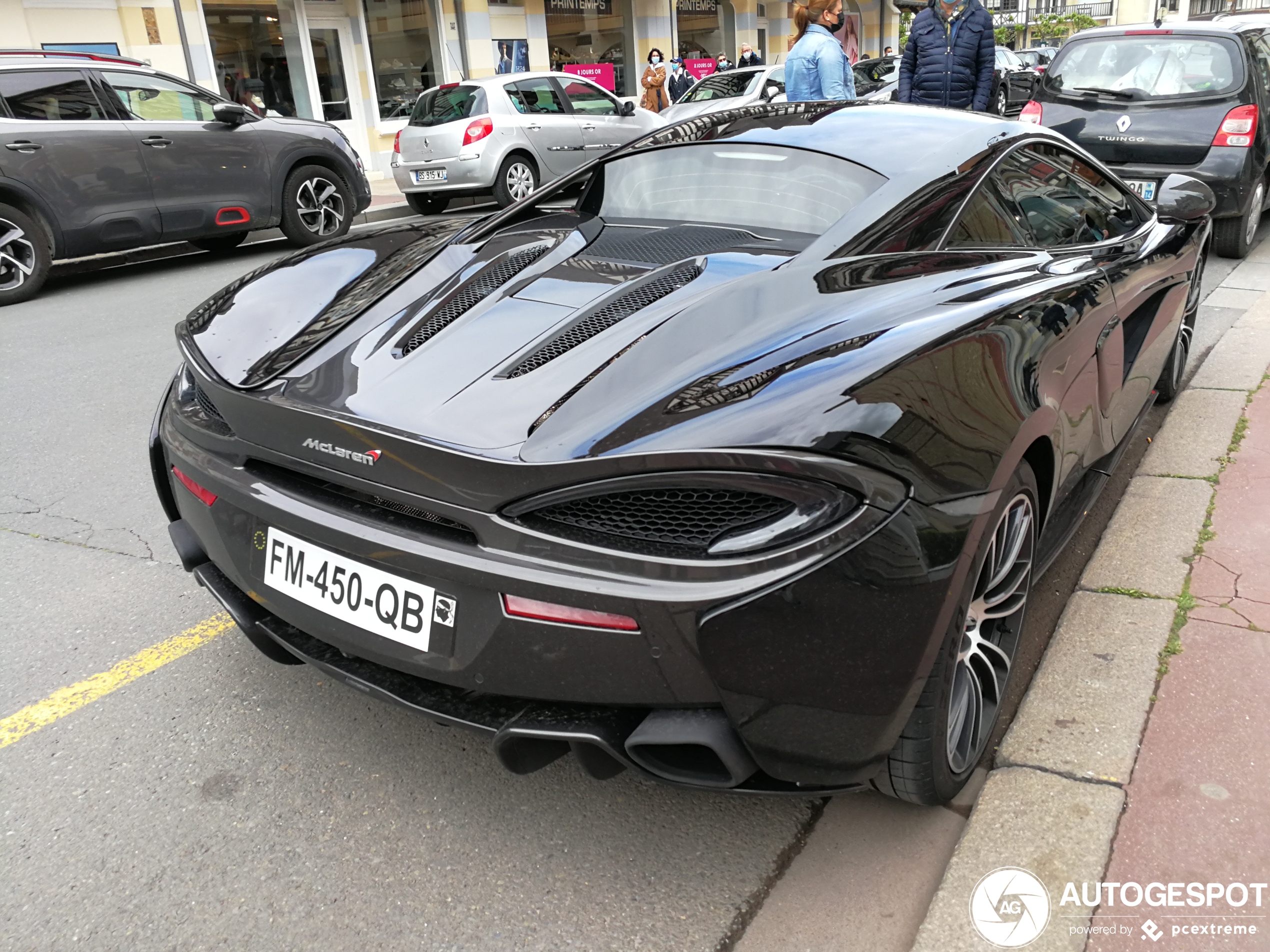 McLaren 570S