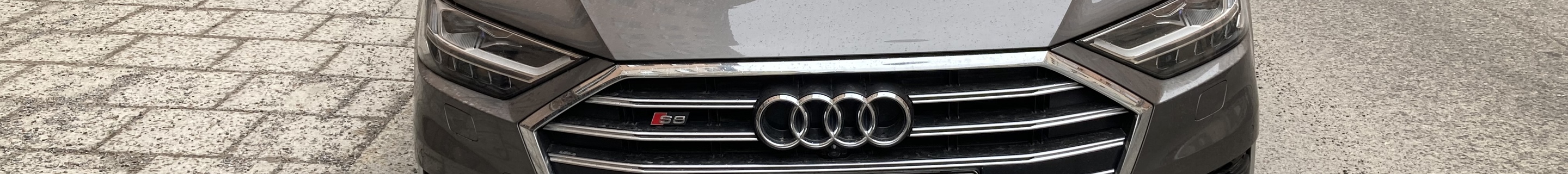 Audi S8 D5