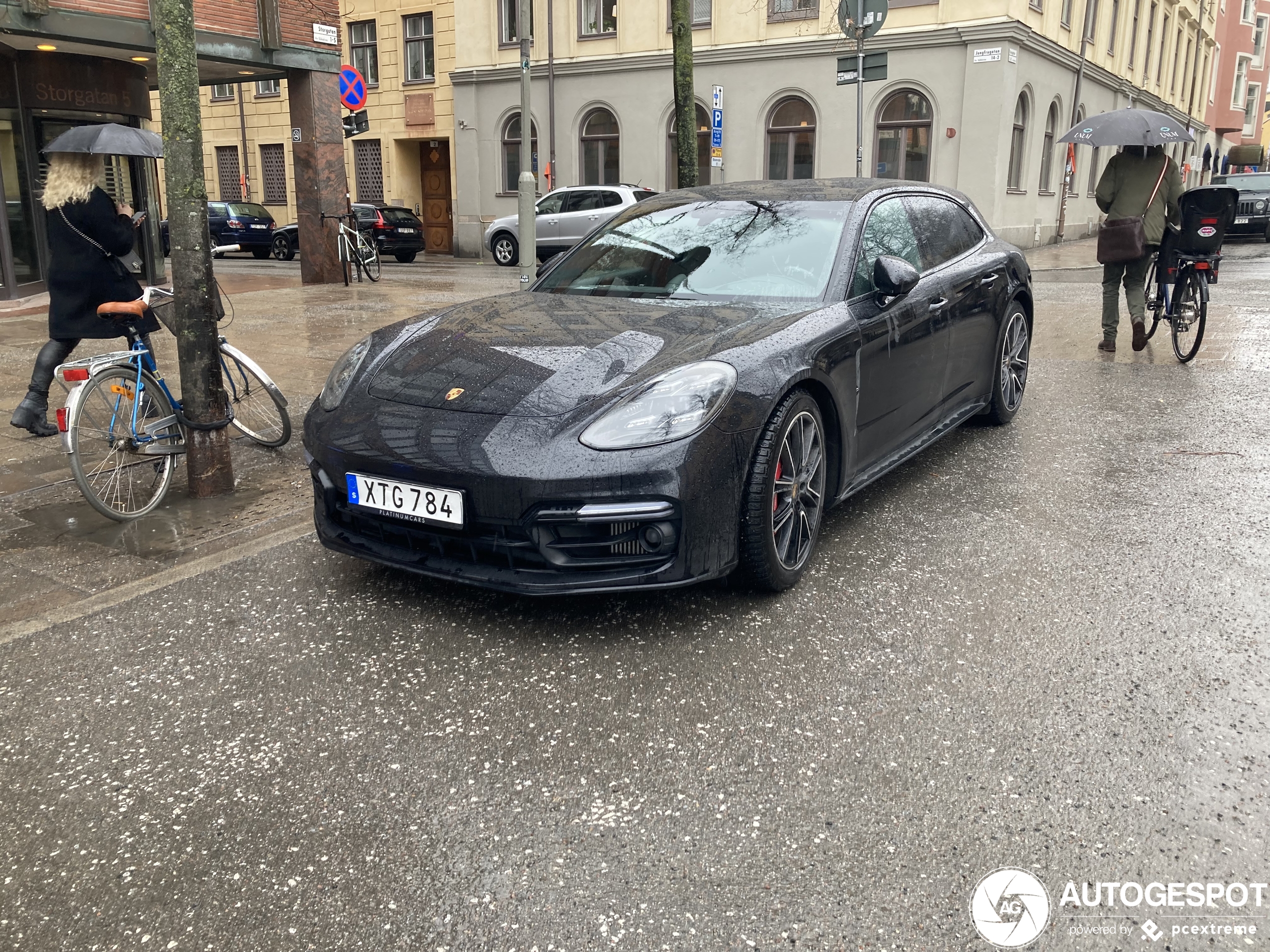 Porsche 971 Panamera GTS Sport Turismo