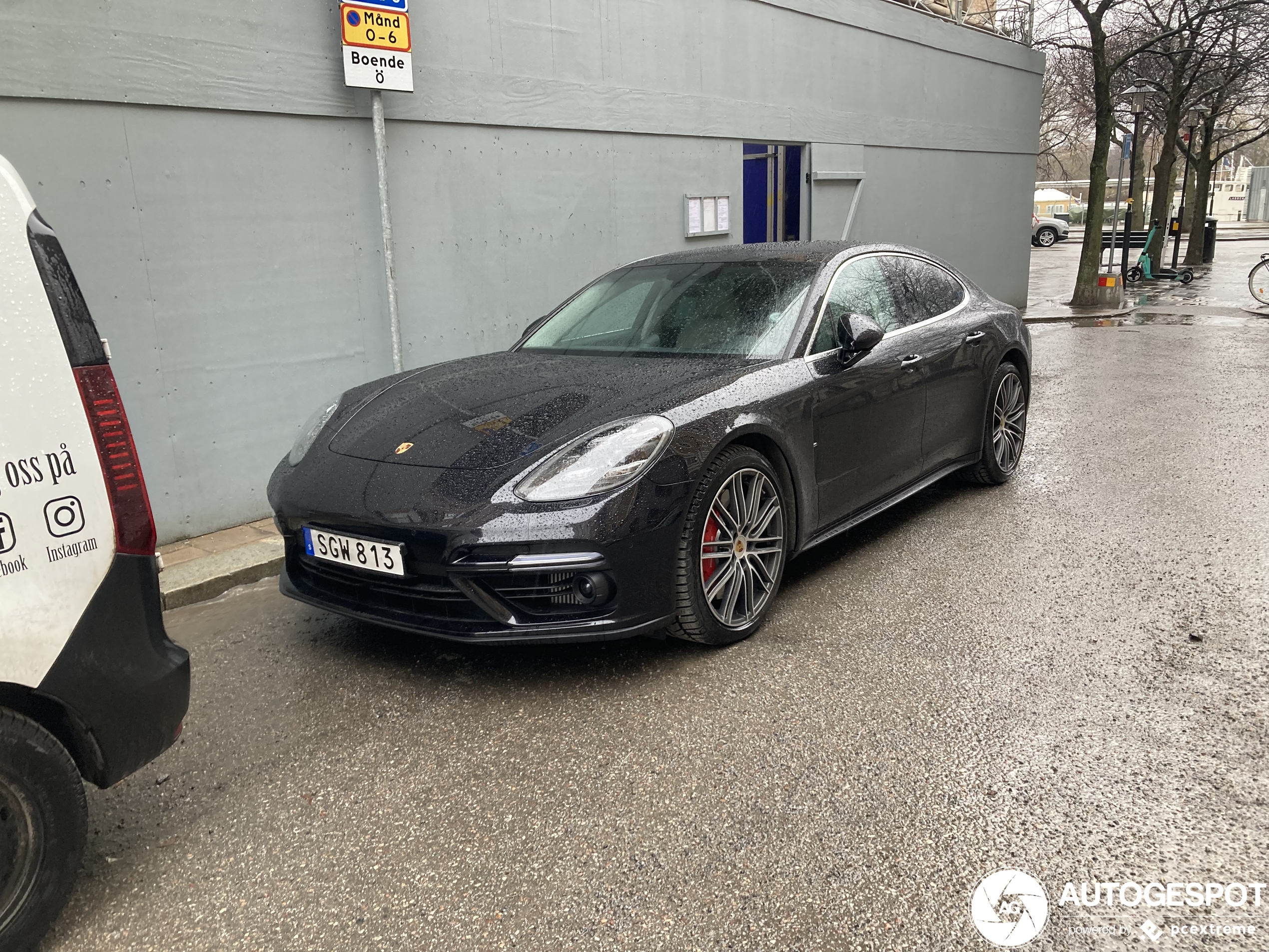 Porsche 971 Panamera Turbo