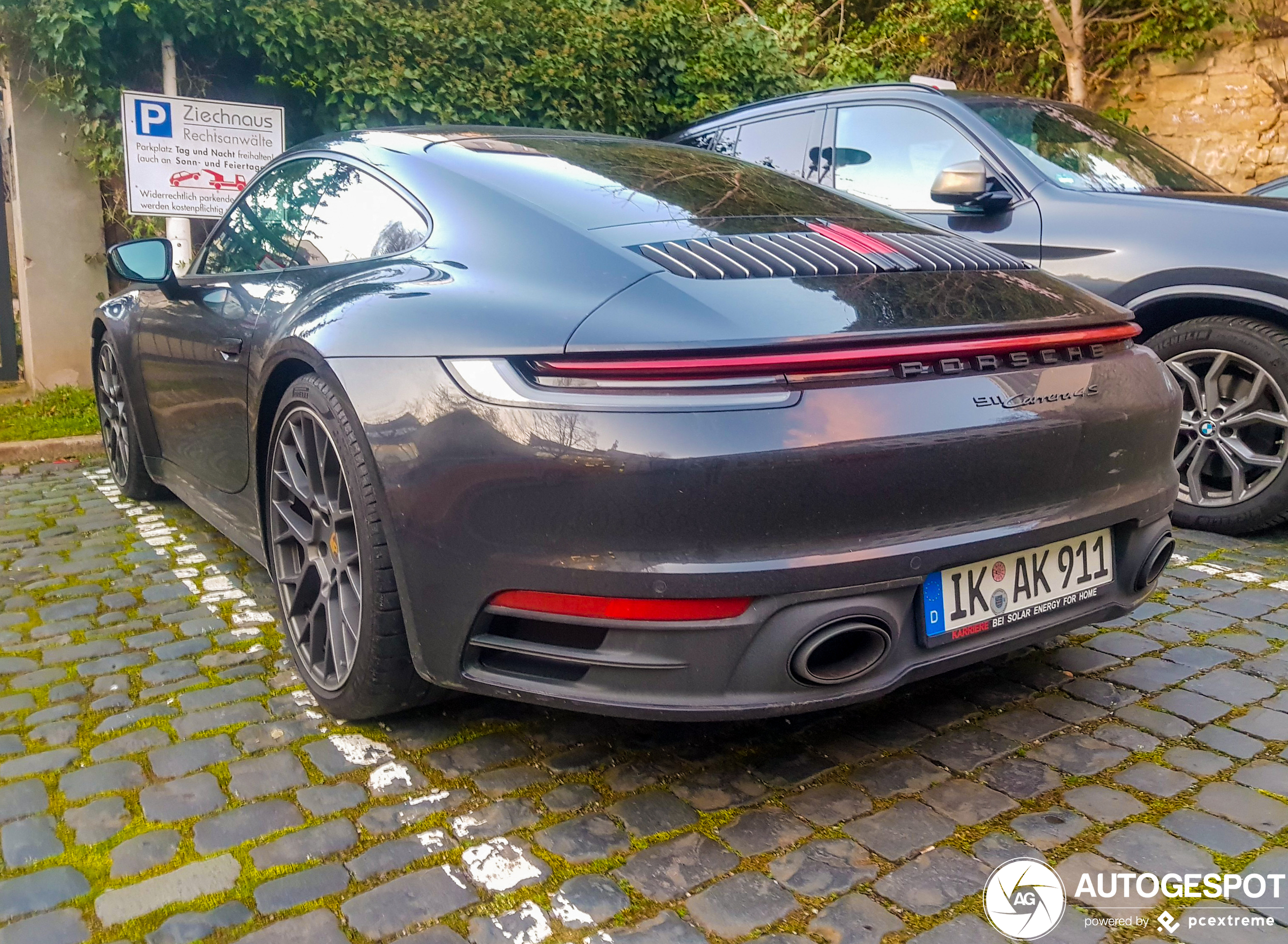 Porsche 992 Carrera 4S