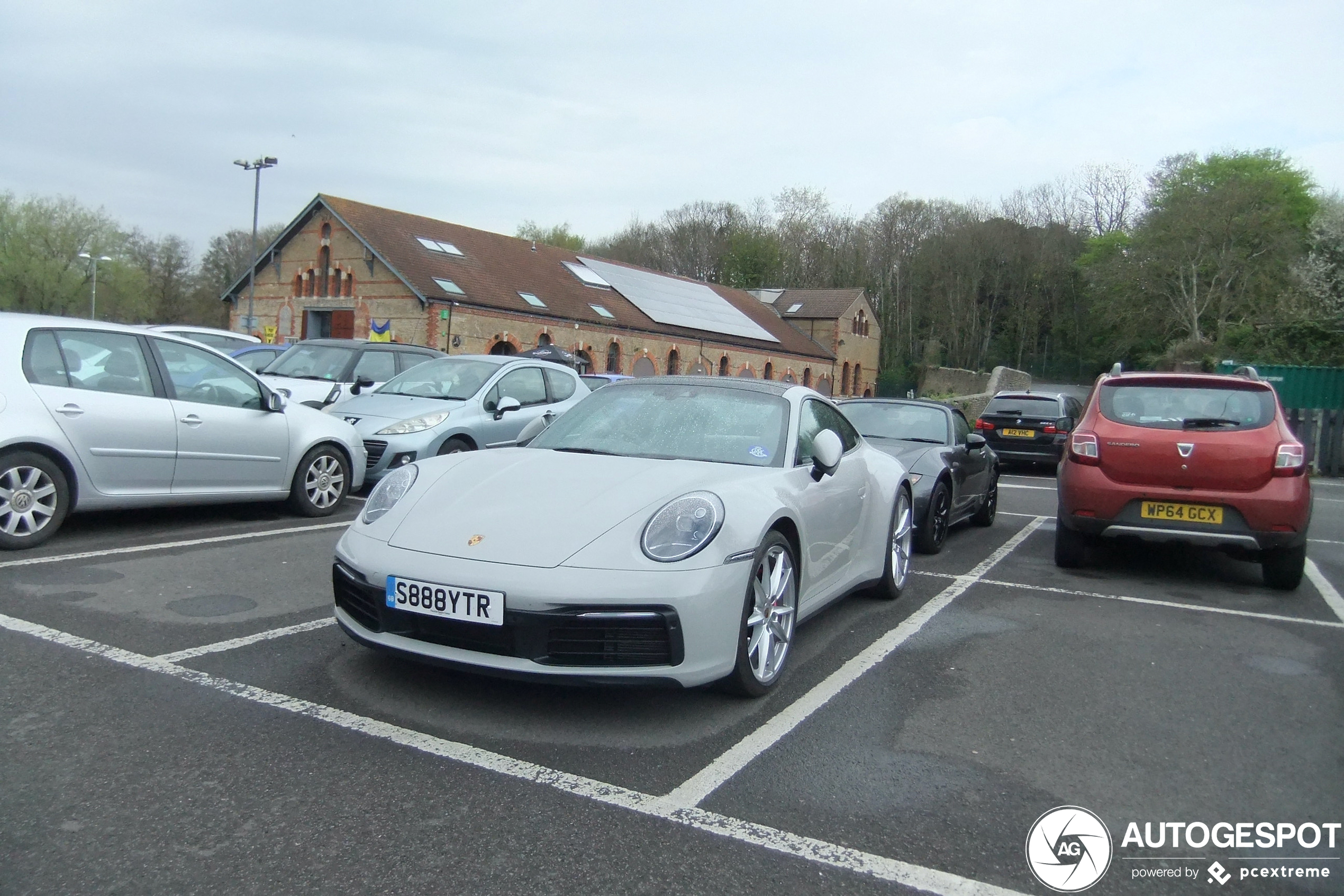 Porsche 992 Carrera S