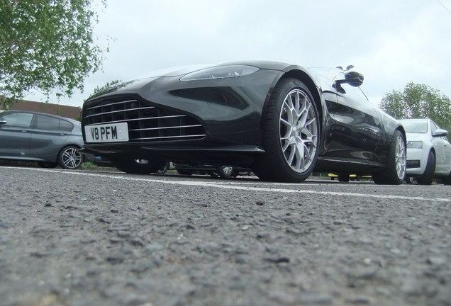 Aston Martin V8 Vantage 2018