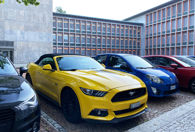 Ford Mustang GT Convertible 2015