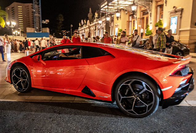 Lamborghini Huracán LP640-4 EVO