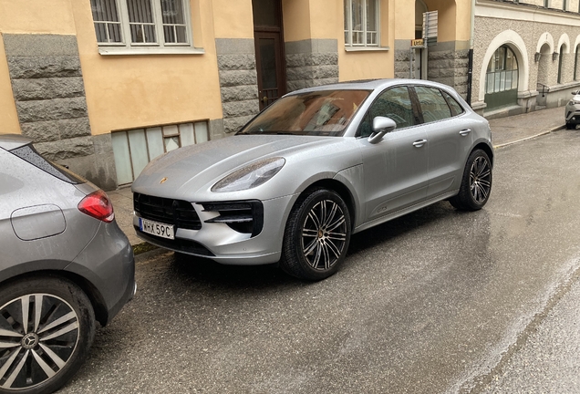 Porsche 95B Macan GTS MkII