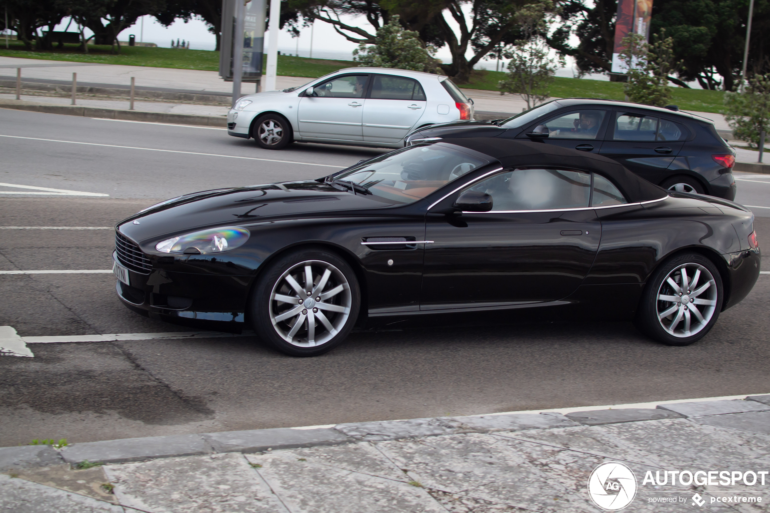 Aston Martin DB9 Volante