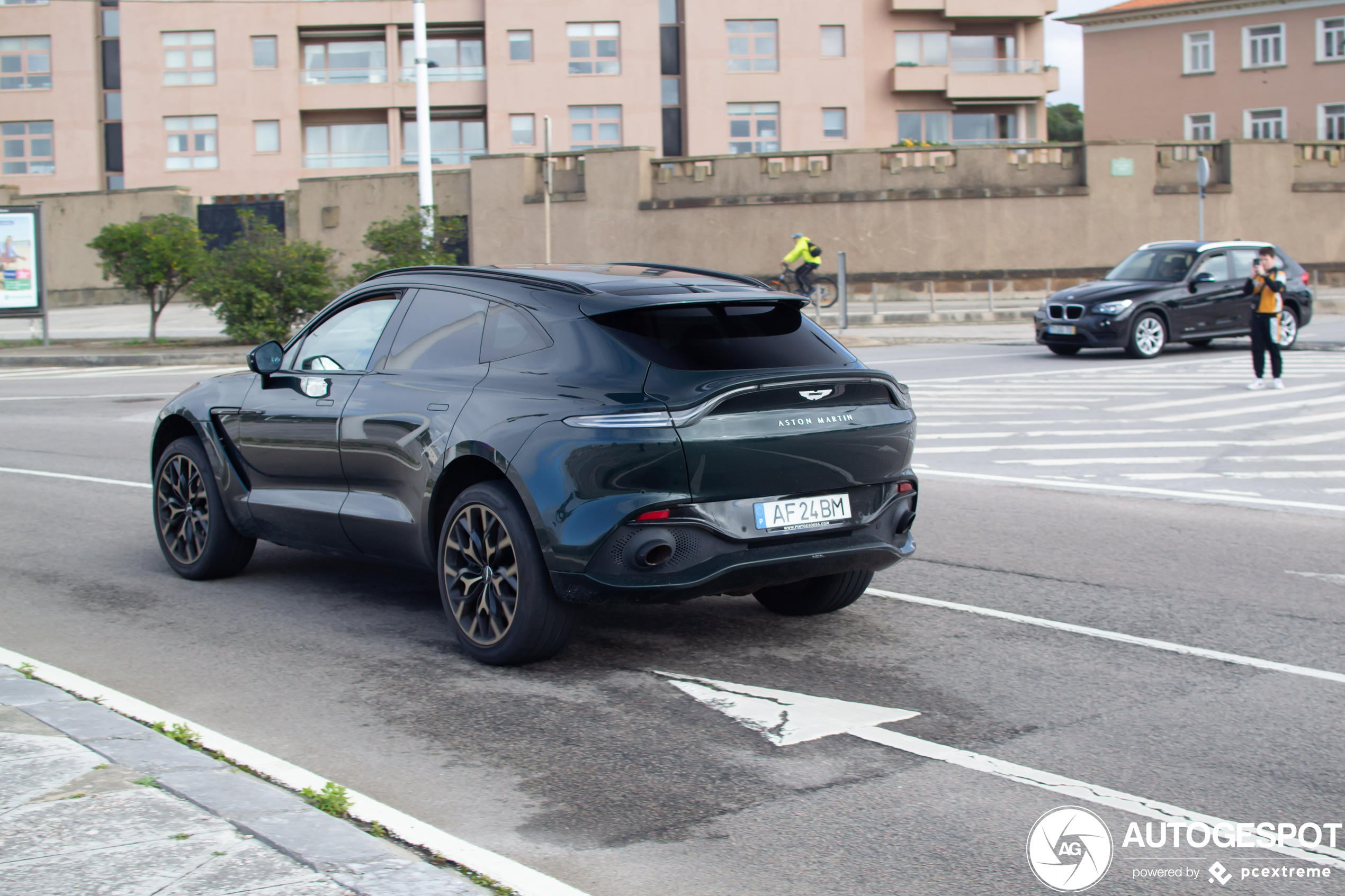 Aston Martin DBX