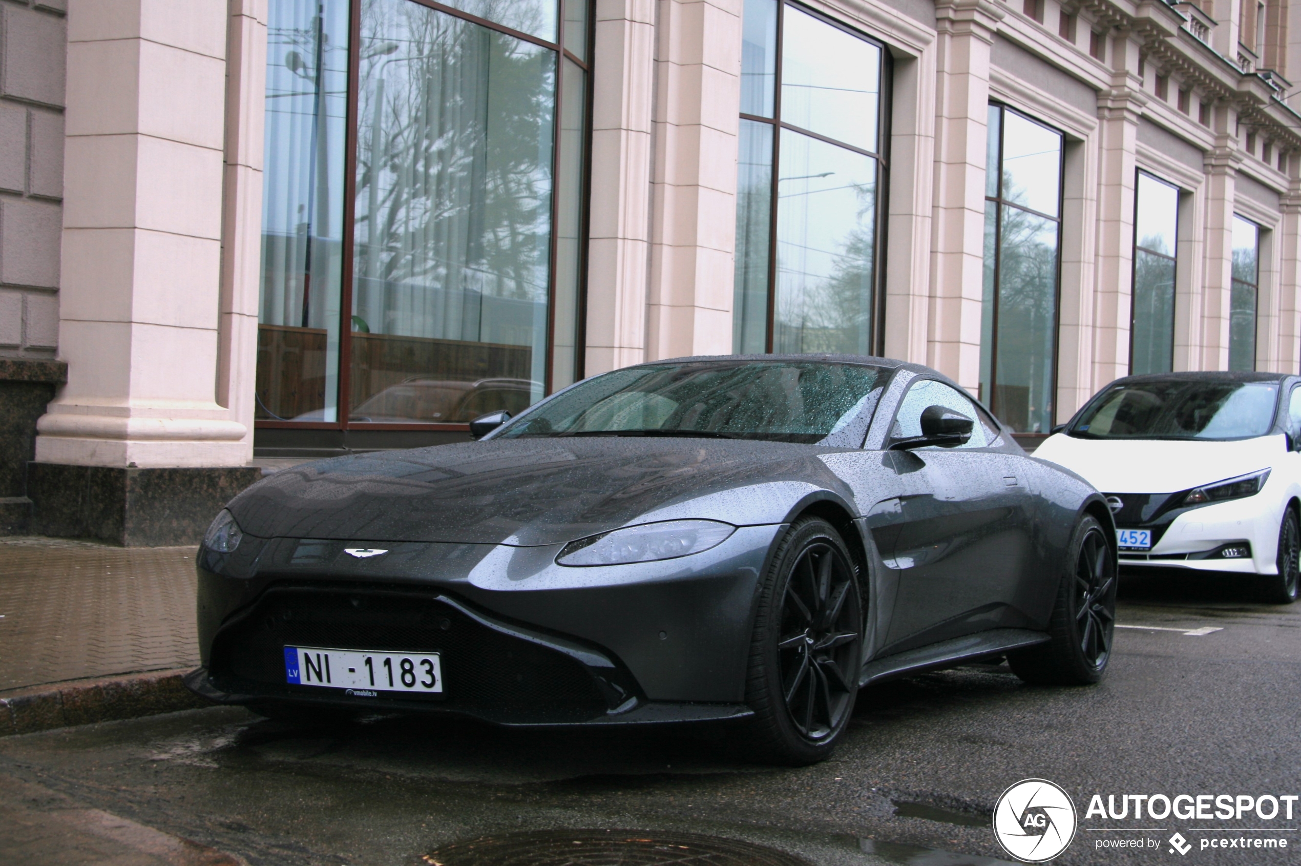 Aston Martin V8 Vantage 2018