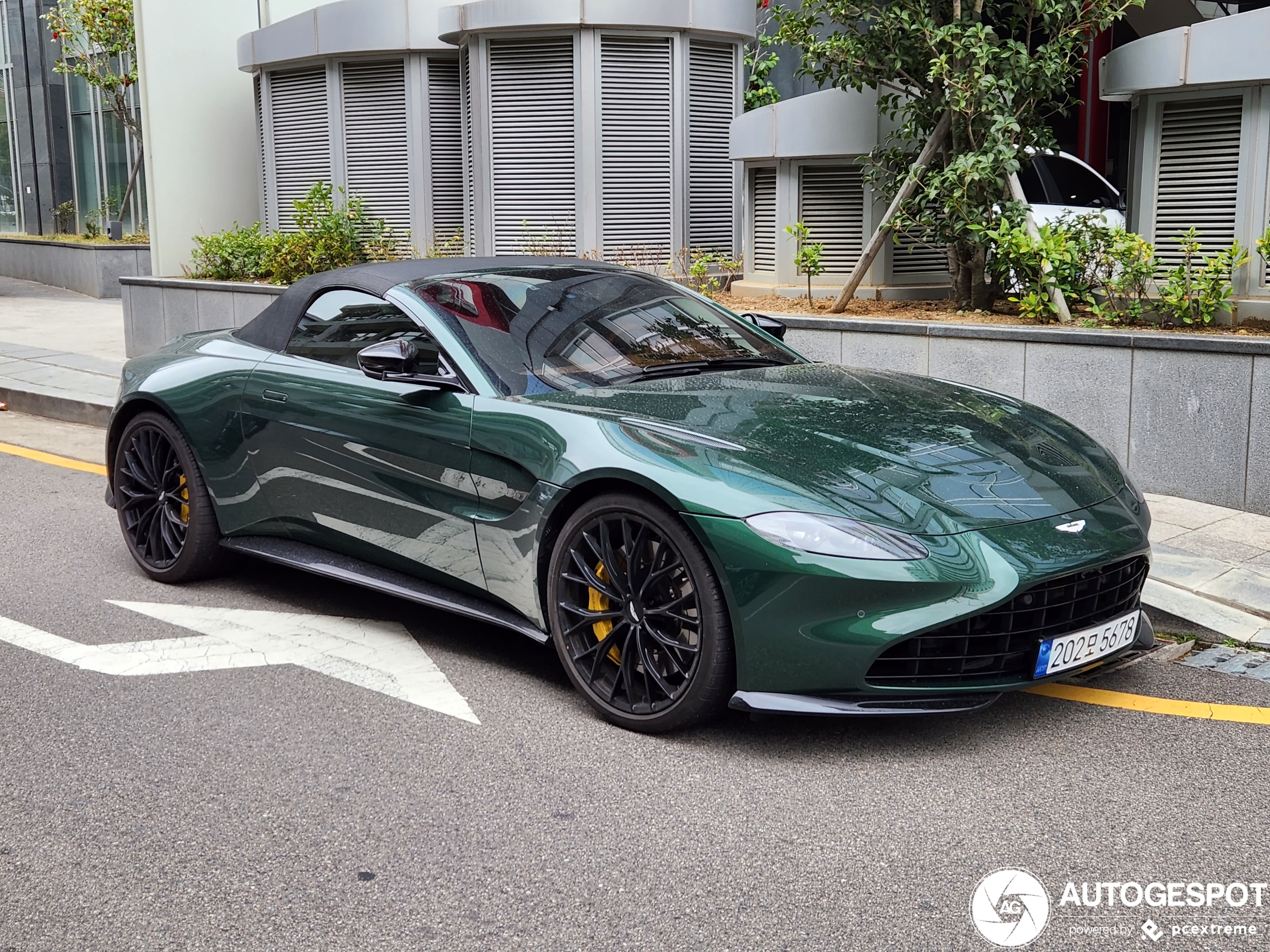 Aston Martin V8 Vantage Roadster 2020