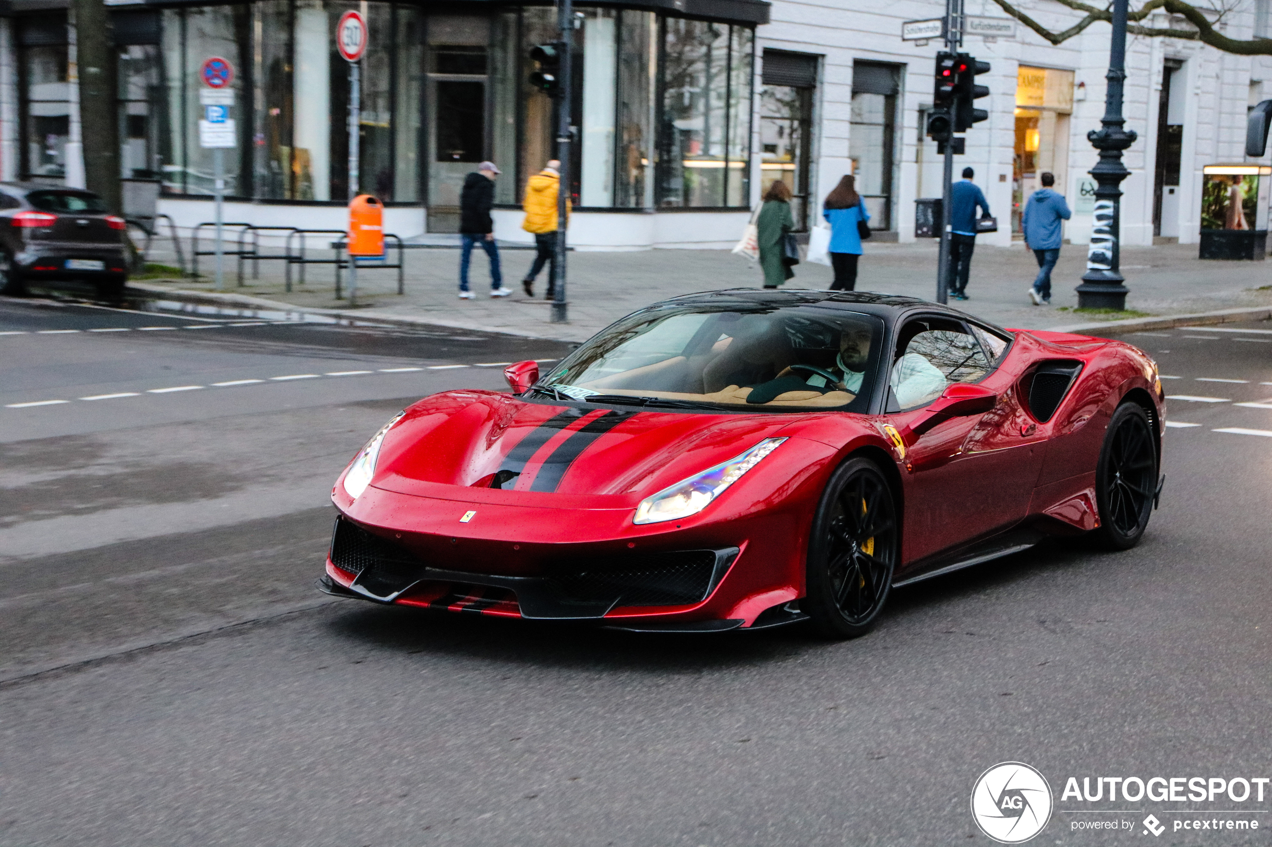 Ferrari 488 Pista