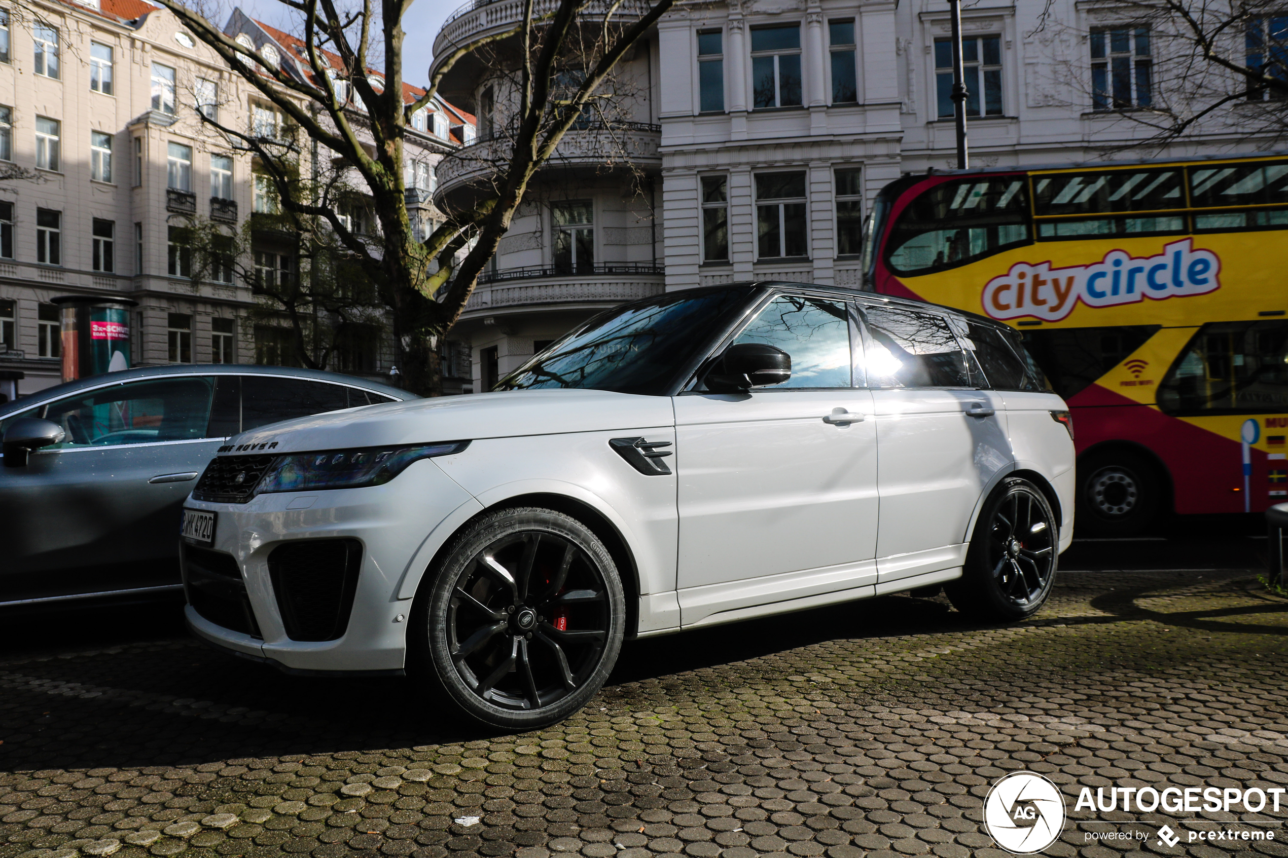 Land Rover Range Rover Sport SVR 2018