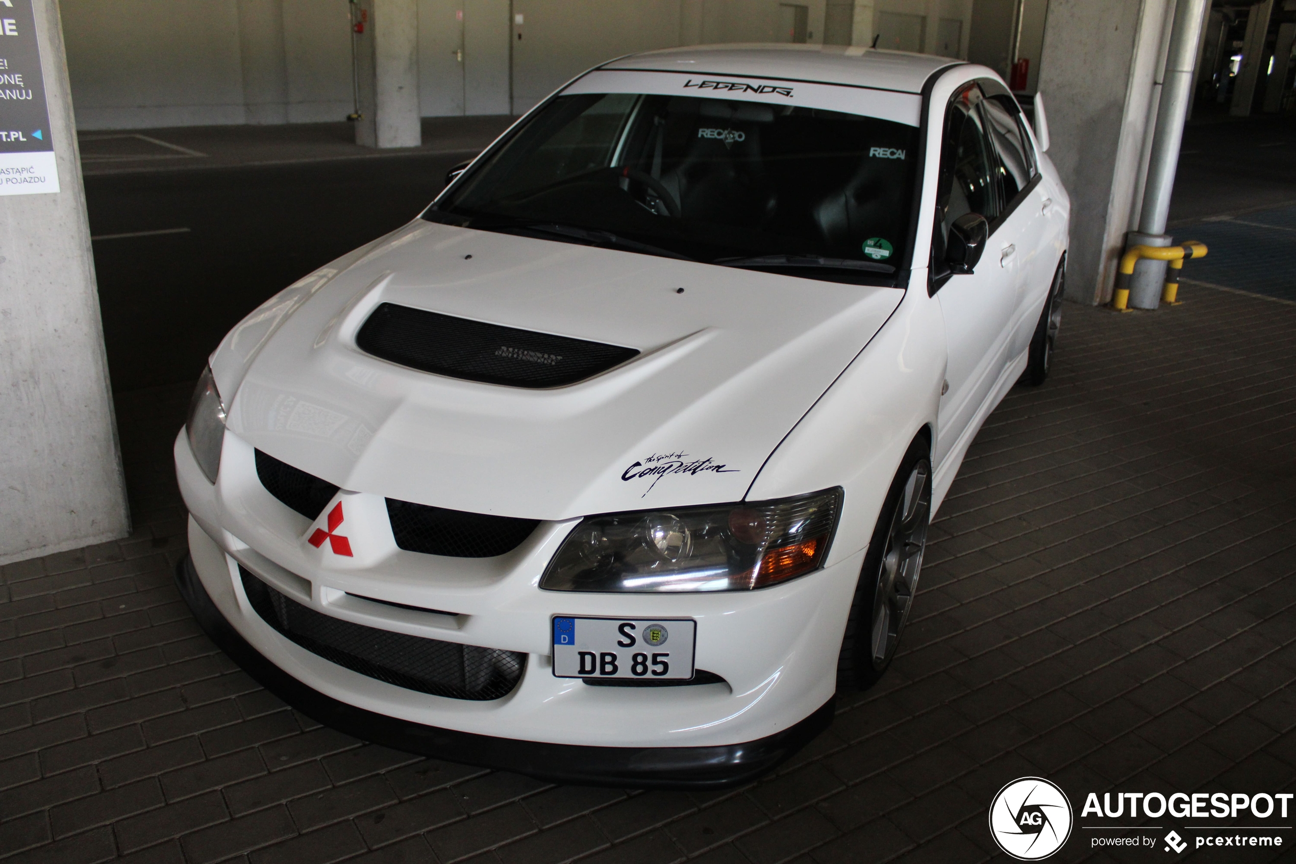 Mitsubishi Lancer Evolution IX RalliArt