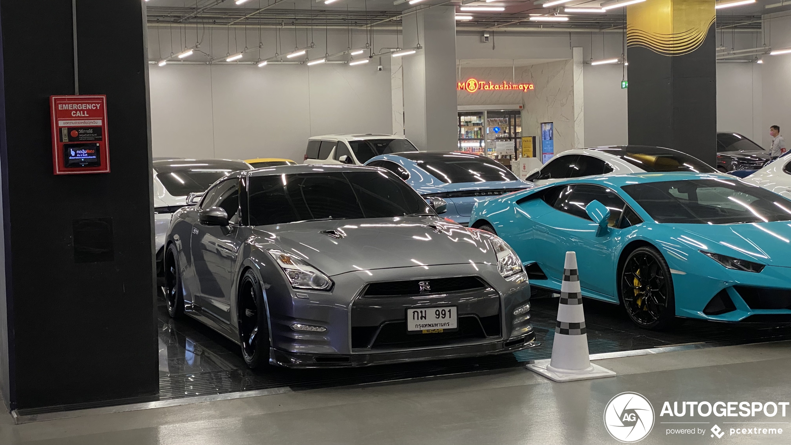 Nissan GT-R 2014