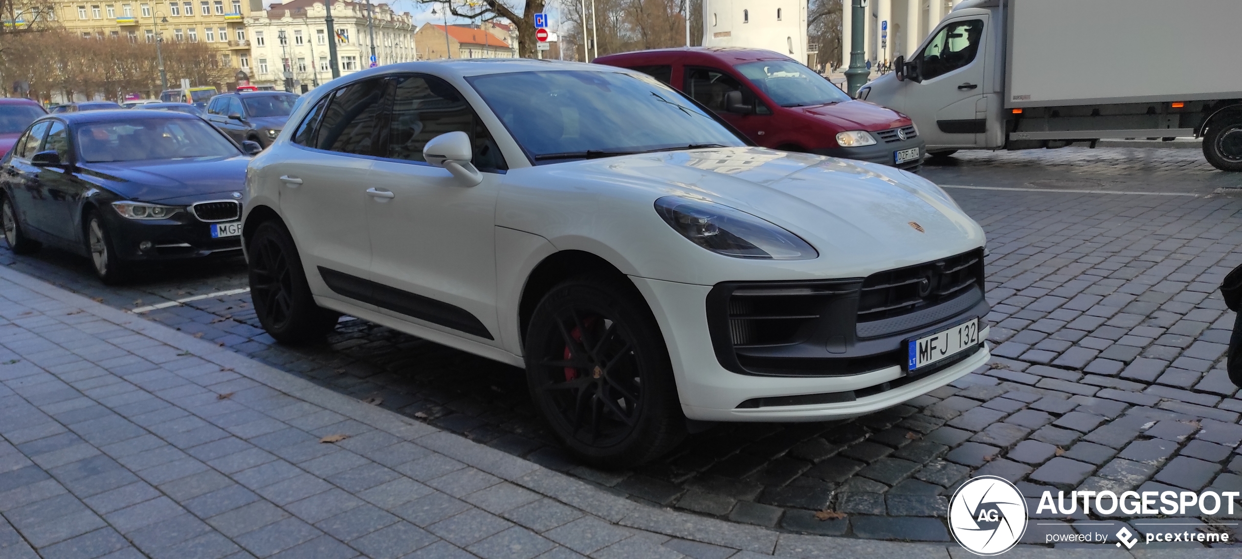 Porsche 95B Macan GTS MkIII