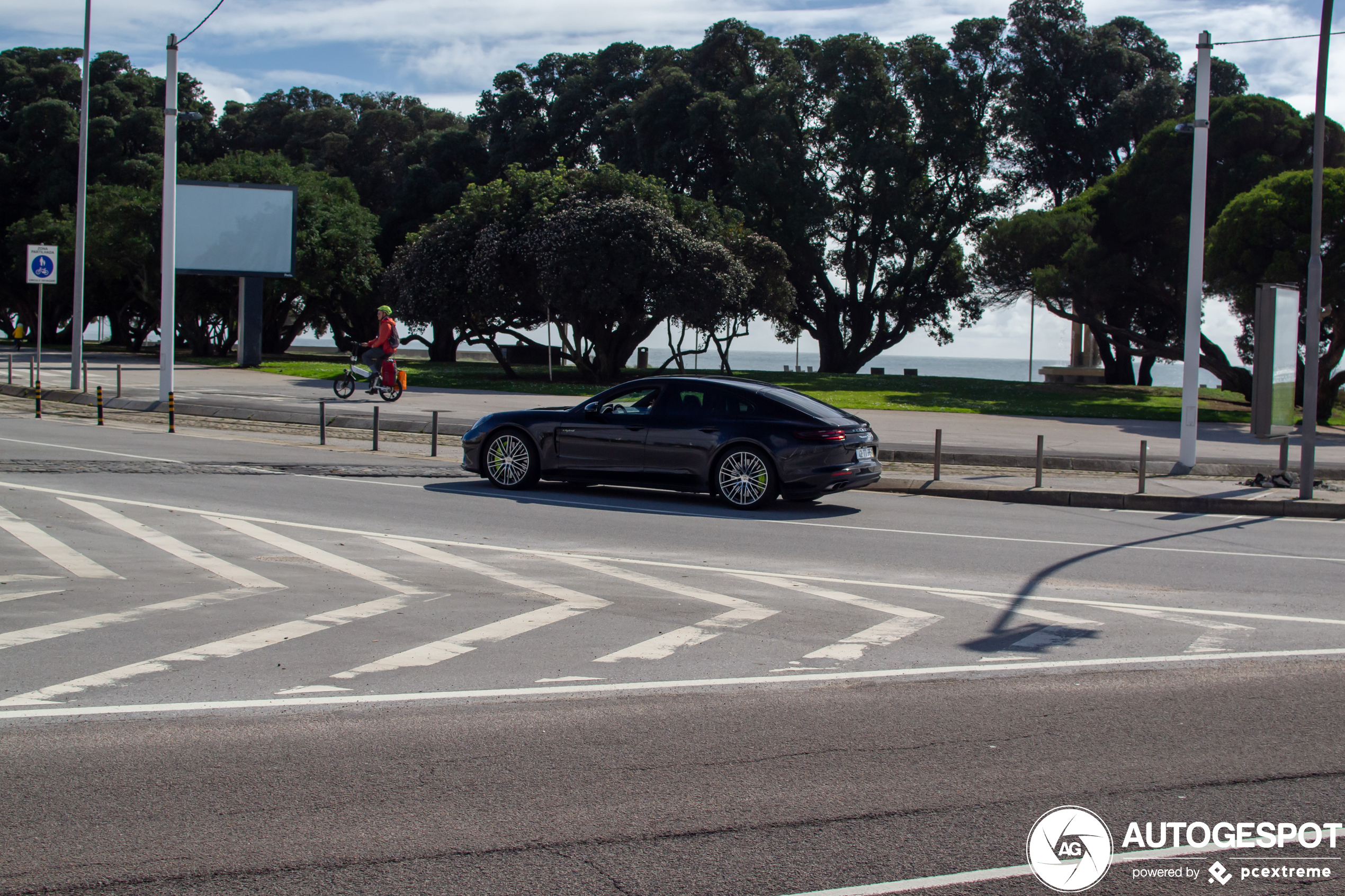 Porsche 971 Panamera Turbo S E-Hybrid