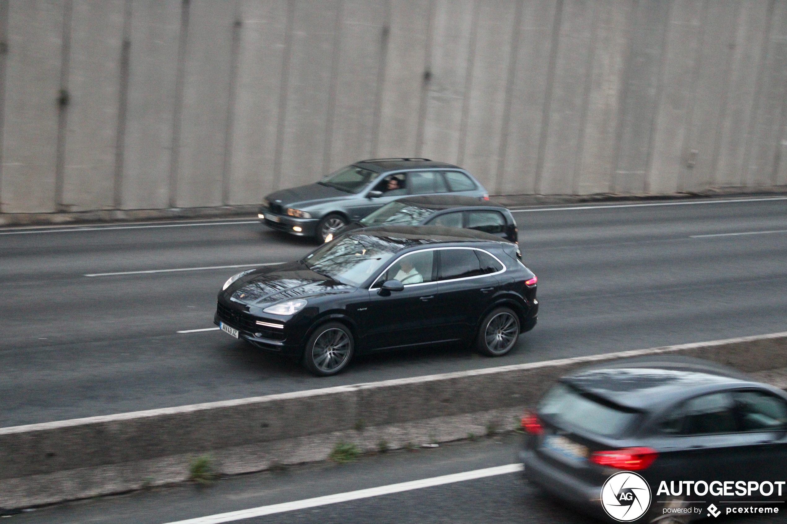 Porsche Cayenne Turbo S E-Hybrid