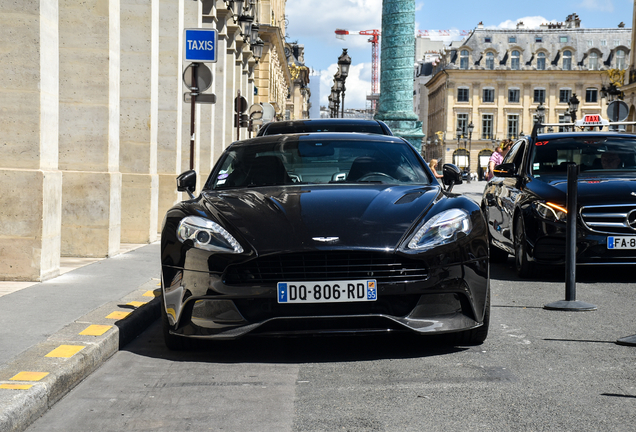 Aston Martin Vanquish 2013