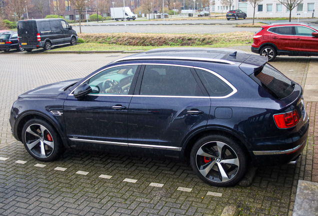 Bentley Bentayga Hybrid