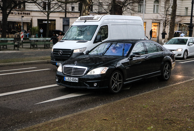 Mercedes-Benz S 63 AMG W221