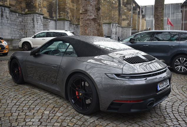 Porsche 992 Carrera GTS Cabriolet