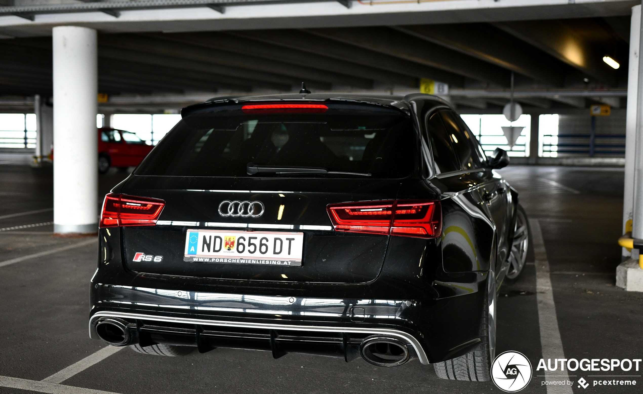 Audi RS6 Avant C7 2015