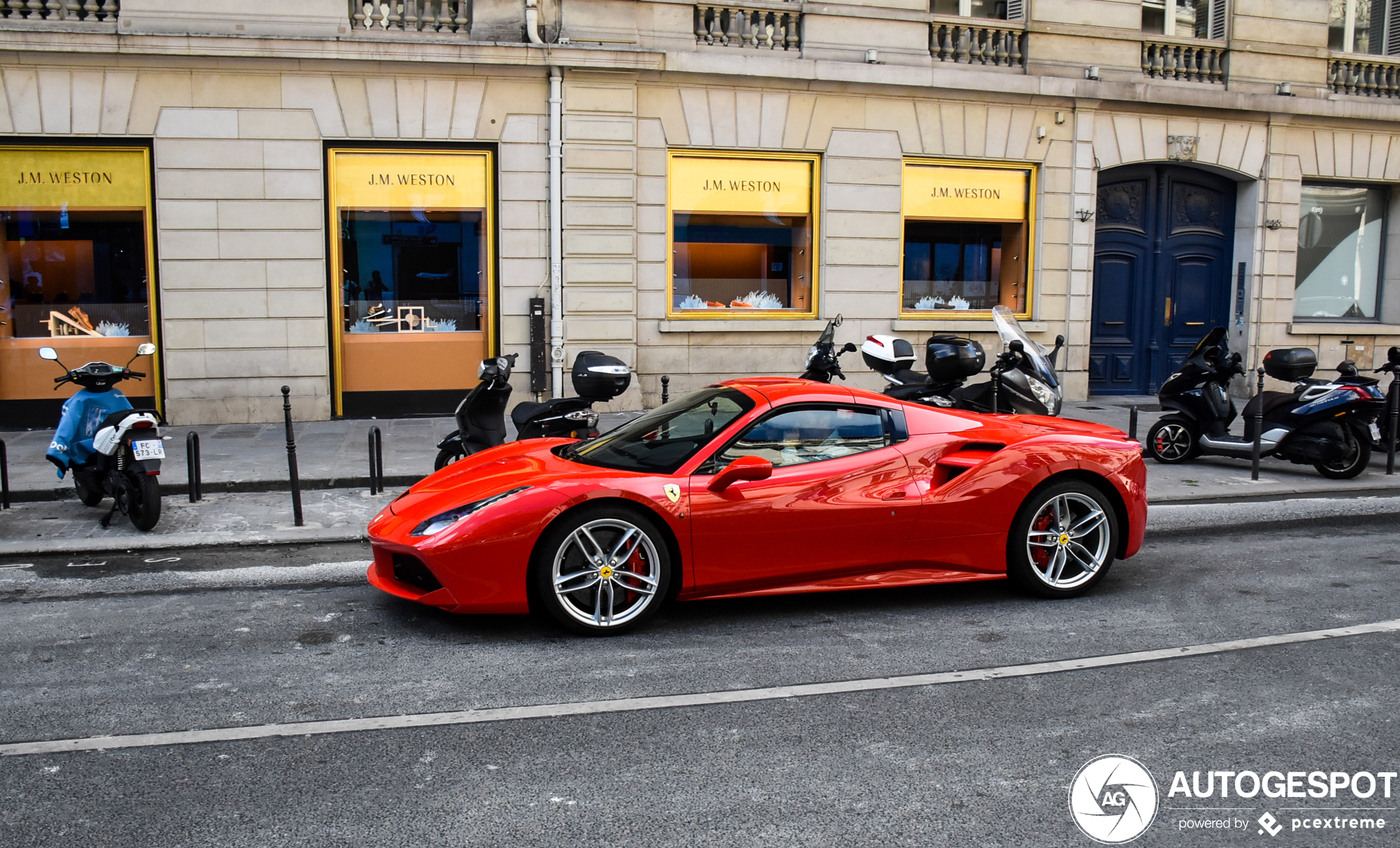 Ferrari 488 Spider