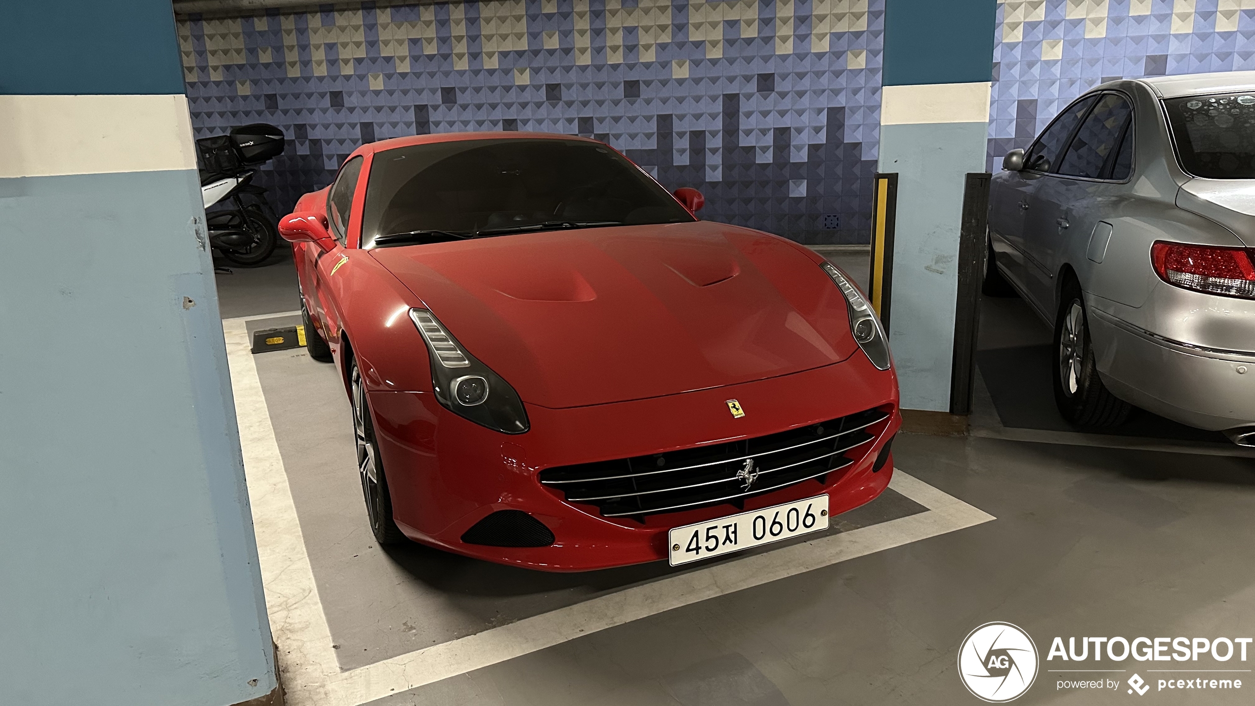 Ferrari California T