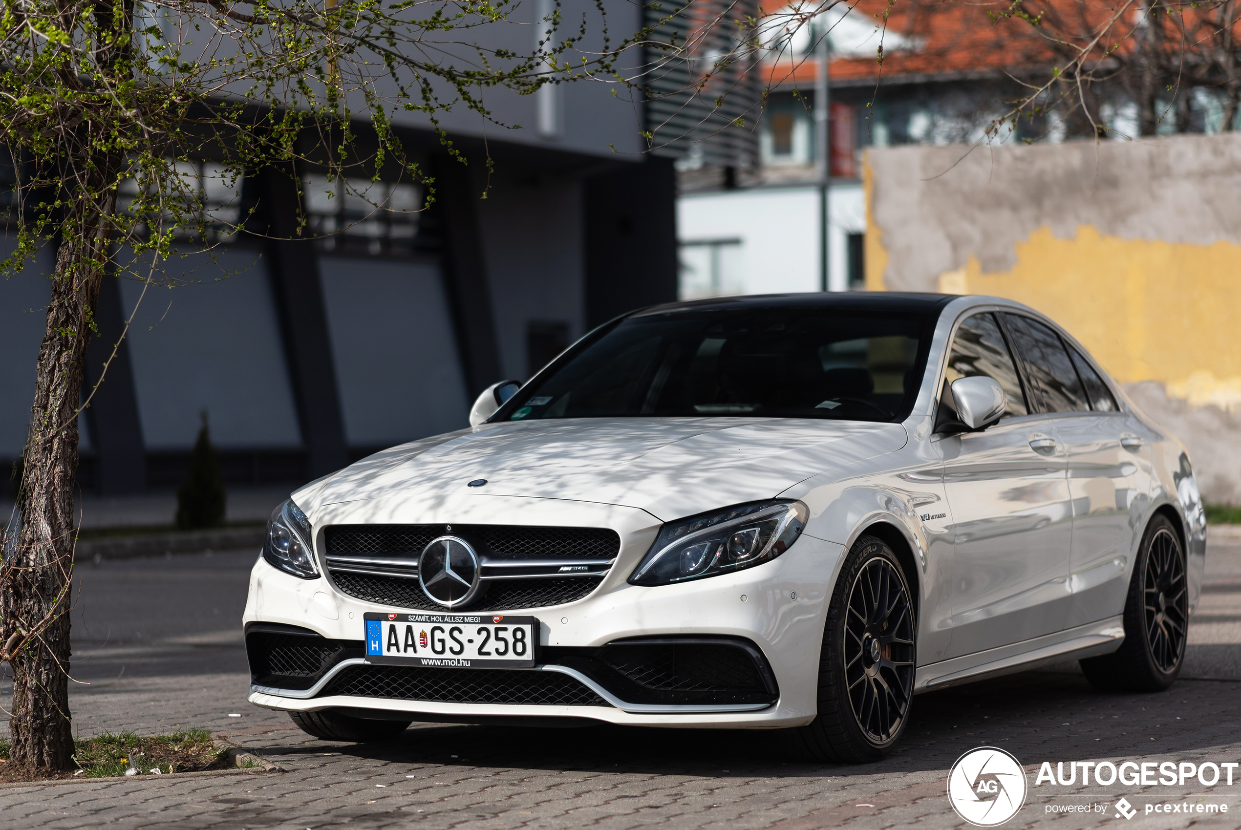 Mercedes-AMG C 63 S W205