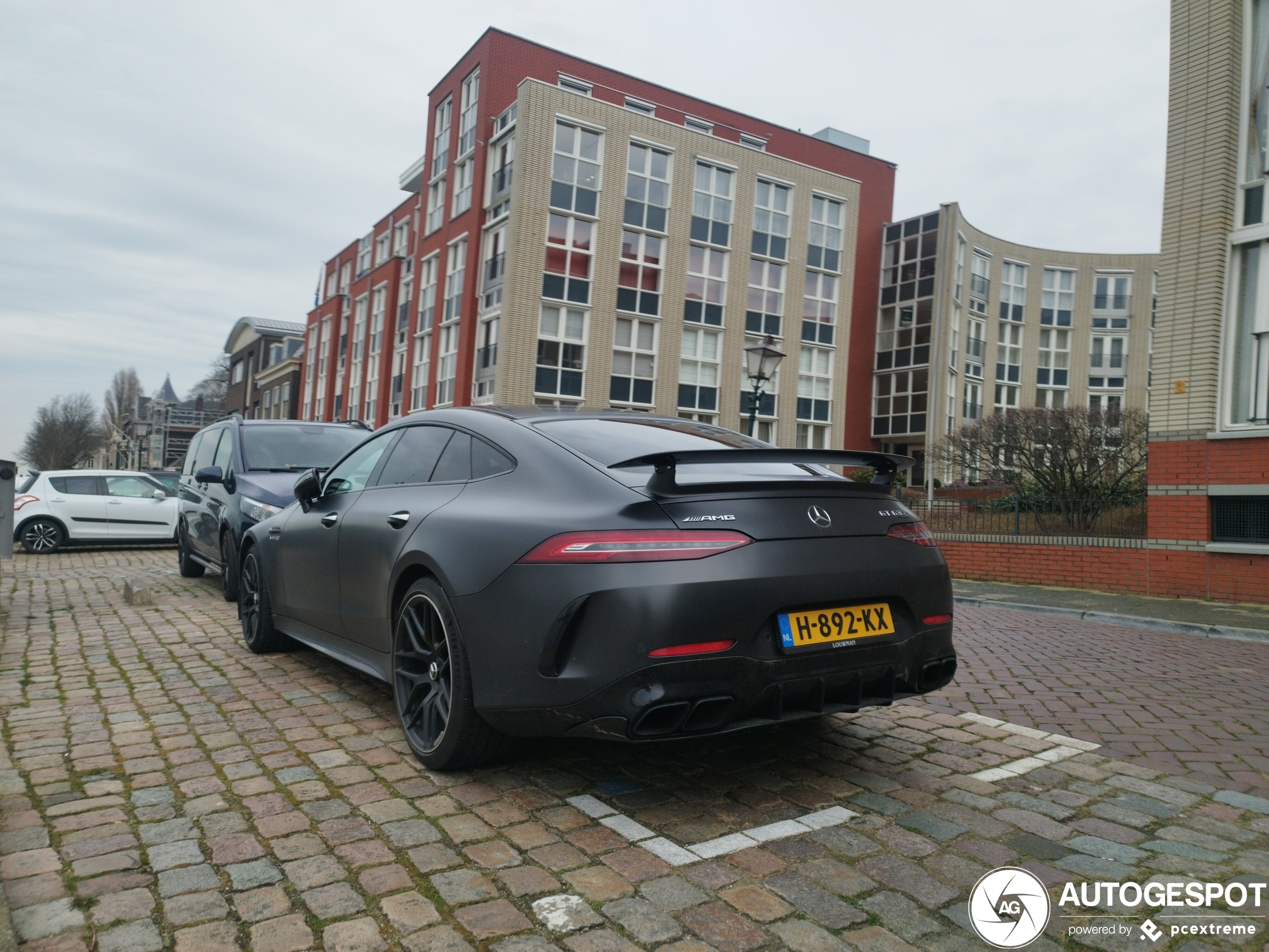 Mercedes-AMG GT 63 S X290