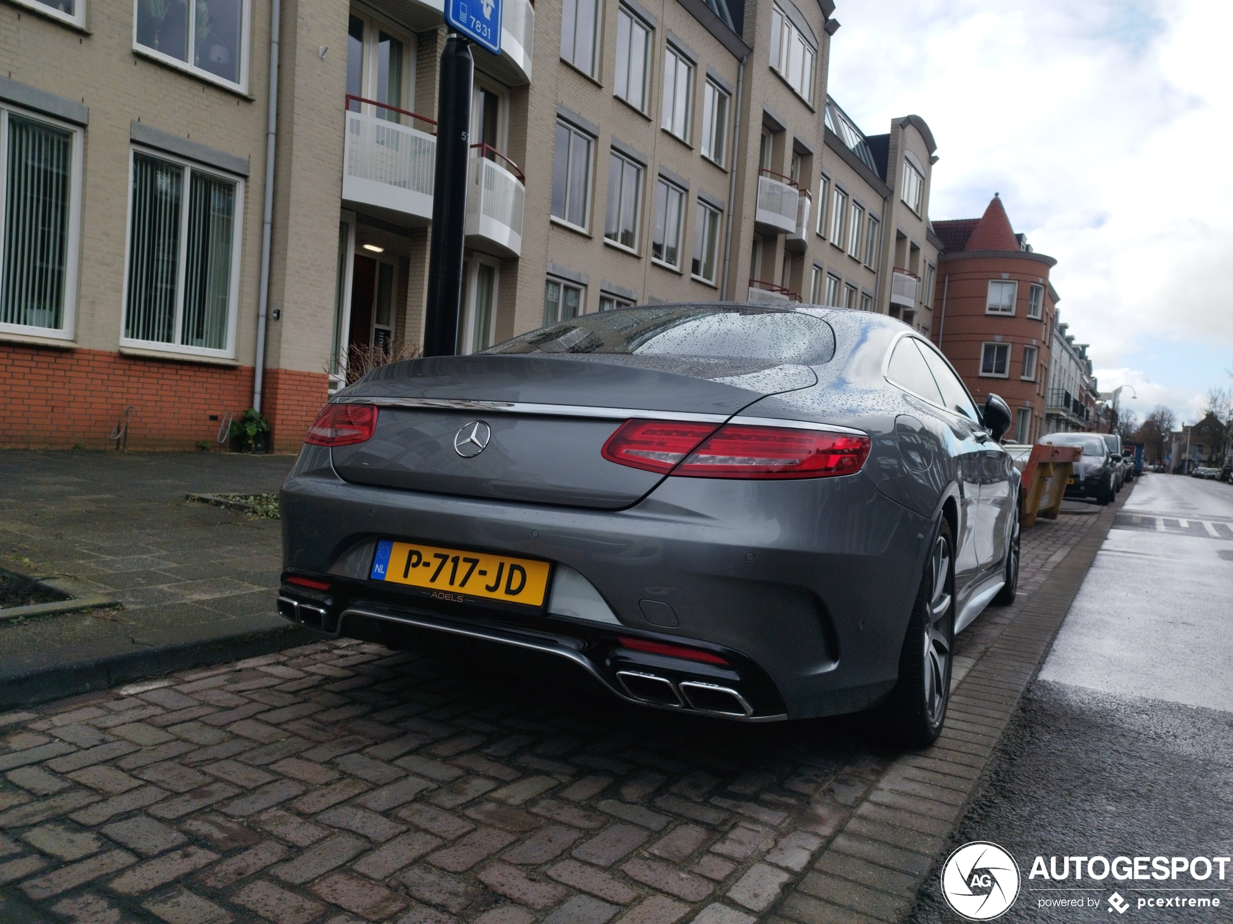 Mercedes-AMG S 63 Coupé C217