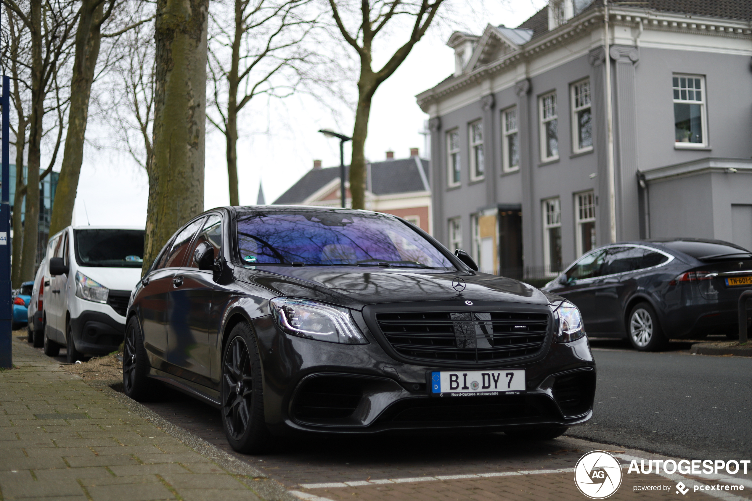 Mercedes-AMG S 63 V222 2017