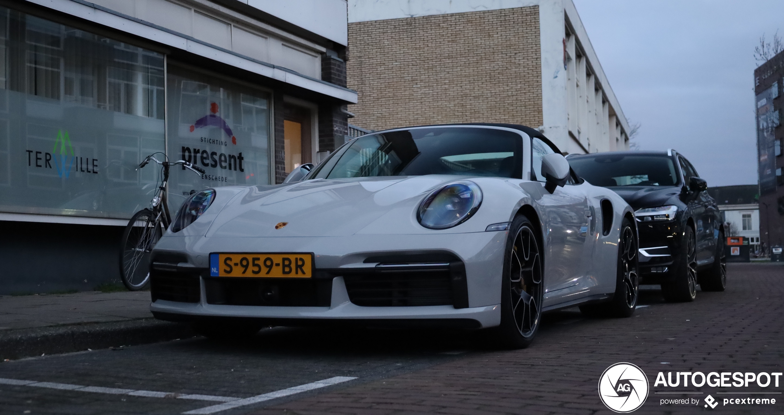 Porsche 992 Turbo S Cabriolet