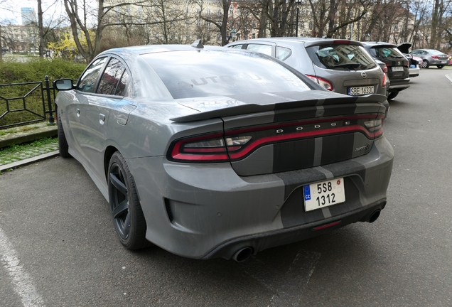 Dodge Charger SRT Hellcat