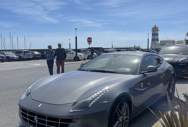 Ferrari FF