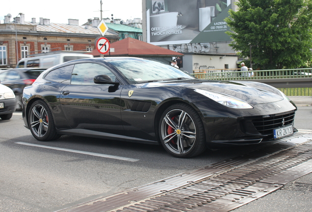 Ferrari GTC4Lusso