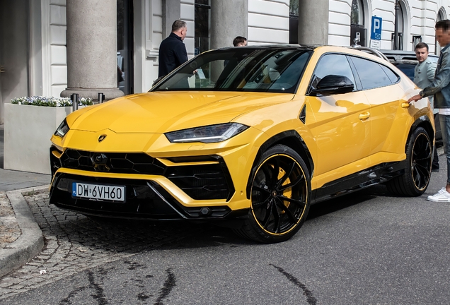 Lamborghini Urus