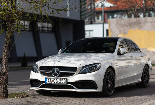 Mercedes-AMG C 63 S W205