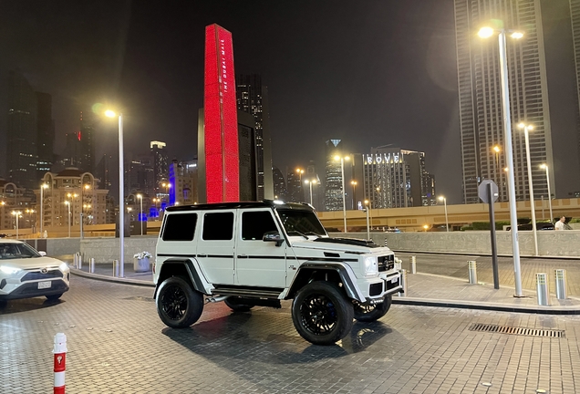 Mercedes-Benz Brabus G 500 4x4² B40S-550