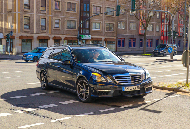 Mercedes-Benz E 63 AMG S212