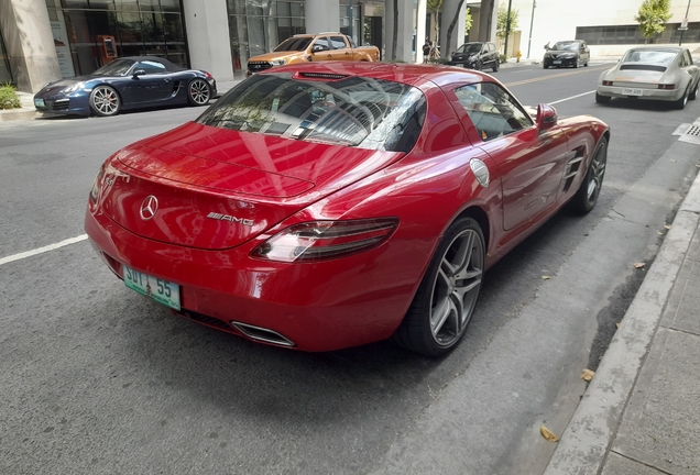 Mercedes-Benz SLS AMG