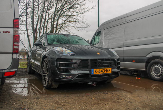 Porsche 95B Macan Turbo