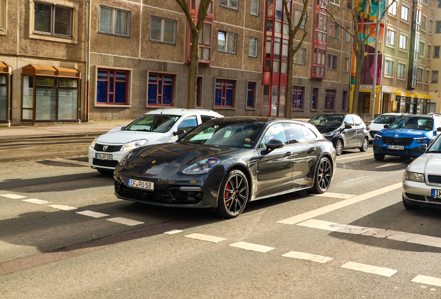 Porsche 971 Panamera GTS Sport Turismo