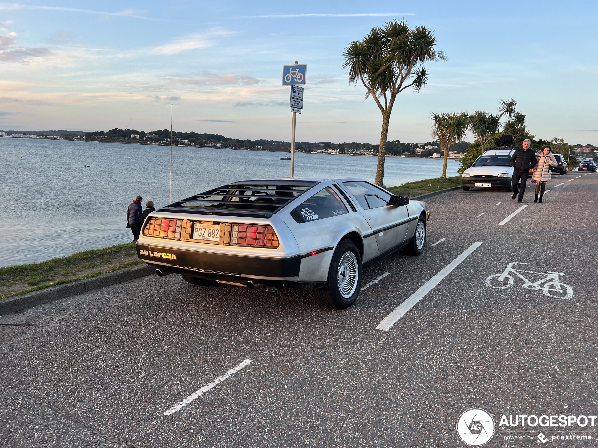 DeLorean DMC-12