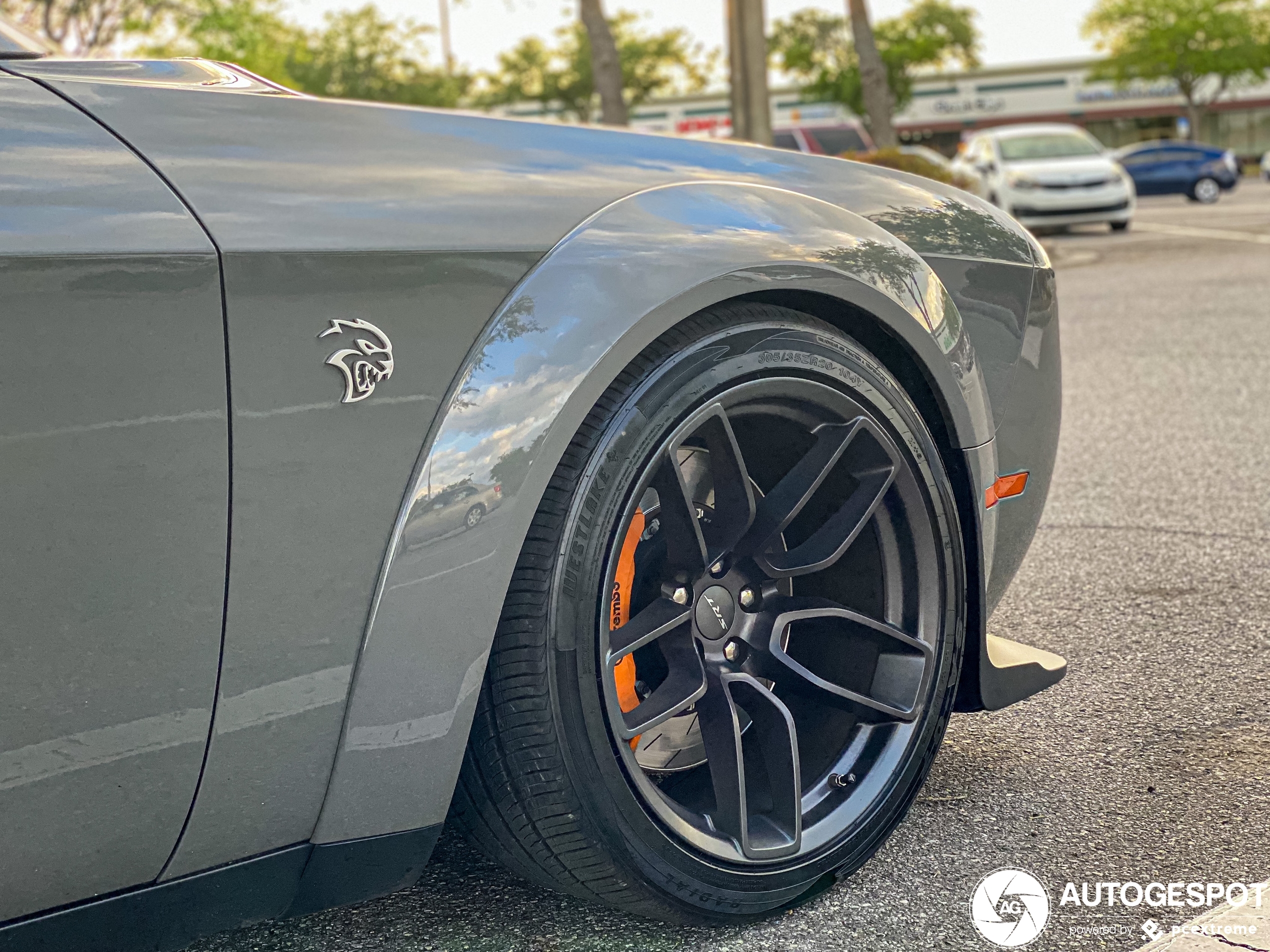 Dodge Challenger SRT Hellcat Widebody